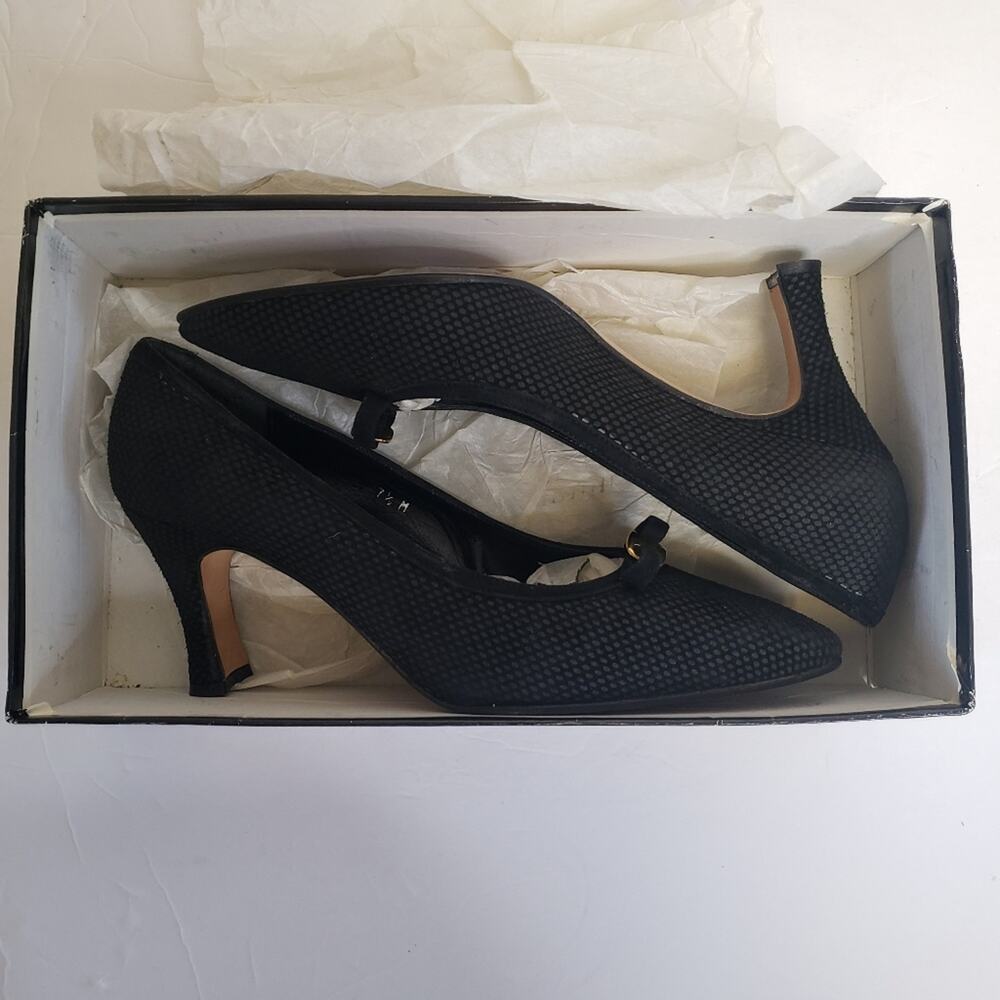 Juan Jose Garcia black leather textured dress heels pumps size 7.5 - Picture 10 of 11